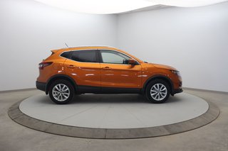 2020 Nissan Qashqai in Baie-Comeau, Quebec - 3 - w320h240px