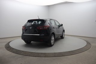Nissan Qashqai  2023 à Jonquière, Québec - 4 - w320h240px