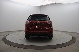 2016 Nissan Rogue in Jonquière, Quebec - 5 - w320h240px
