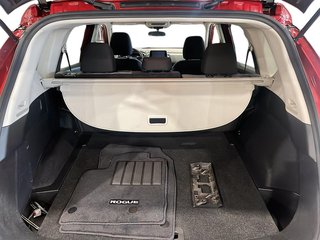 2022 Nissan Rogue S in Chicoutimi, Quebec - 6 - w320h240px