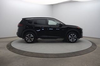2023 Nissan Rogue in Jonquière, Quebec - 3 - w320h240px