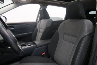 2023 Nissan Rogue in Jonquière, Quebec - 6 - w320h240px