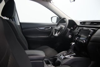 Nissan Sentra  2021 à Jonquière, Québec - 6 - w320h240px