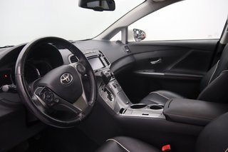 2016 Toyota Venza in Sept-Îles, Quebec - 6 - w320h240px