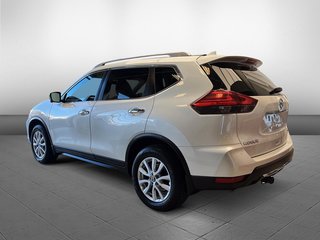 2017  Rogue SV TECHNOLOGIE AWD in Chicoutimi, Quebec - 4 - w320h240px