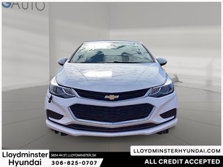 2018 Chevrolet Cruze LT in Lloydminster, Saskatchewan - 2 - w320h240px