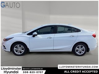 2018 Chevrolet Cruze LT in Lloydminster, Saskatchewan - 6 - w320h240px