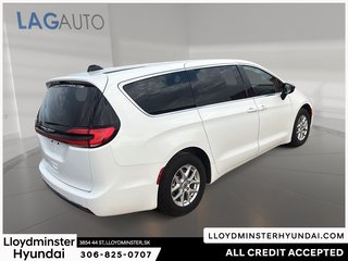 2024 Chrysler Pacifica Touring-L in Lloydminster, Saskatchewan - 5 - w320h240px