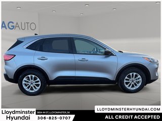 2022 Ford Escape SE in Lloydminster, Saskatchewan - 4 - w320h240px
