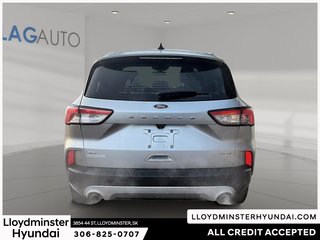 2022 Ford Escape SE in Lloydminster, Saskatchewan - 6 - w320h240px