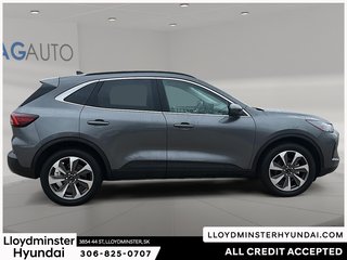 2024 Ford Escape Platinum in Lloydminster, Saskatchewan - 4 - w320h240px
