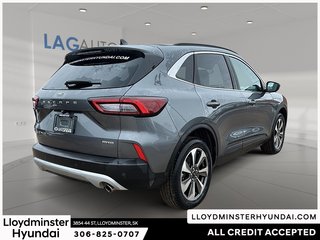 2025 Ford Escape Platinum in Lloydminster, Saskatchewan - 5 - w320h240px