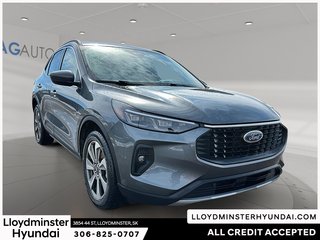 2025 Ford Escape Platinum in Lloydminster, Saskatchewan - 3 - w320h240px