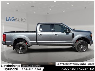 2022 Ford Super Duty F-350 SRW LARIAT in Lloydminster, Saskatchewan - 5 - w320h240px