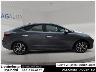 2019 Hyundai Elantra Luxury in Lloydminster, Saskatchewan - 4 - w320h240px