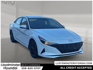 2021 Hyundai Elantra Essential in Lloydminster, Saskatchewan - 3 - w320h240px
