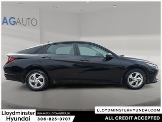 2022 Hyundai Elantra Essential in Lloydminster, Saskatchewan - 4 - w320h240px