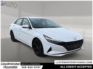 2023 Hyundai Elantra Preferred in Lloydminster, Saskatchewan - 3 - w320h240px