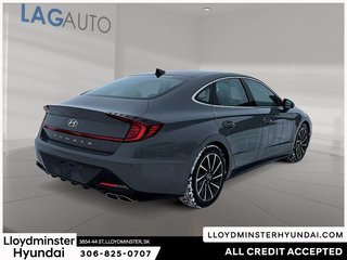 2020 Hyundai Sonata Luxury in Lloydminster, Saskatchewan - 5 - w320h240px
