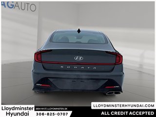 2020 Hyundai Sonata Luxury in Lloydminster, Saskatchewan - 6 - w320h240px