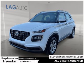 2022 Hyundai Venue Preferred in Lloydminster, Saskatchewan - 2 - w320h240px