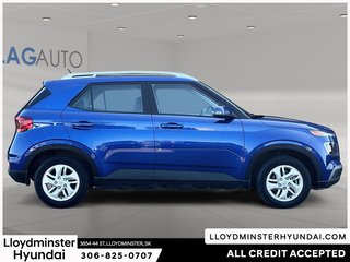 2023 Hyundai Venue Preferred in Lloydminster, Saskatchewan - 4 - w320h240px