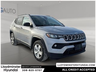 2022 Jeep Compass North in Lloydminster, Saskatchewan - 3 - w320h240px
