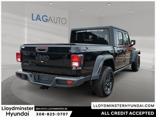 2023 Jeep Gladiator Sport S in Lloydminster, Saskatchewan - 5 - w320h240px