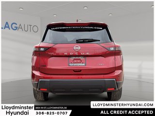 2025 Nissan Rogue SV in Lloydminster, Saskatchewan - 6 - w320h240px