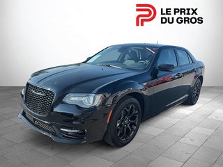 2023 Chrysler 300 Touring L AWD 3.6L Traction intégrale