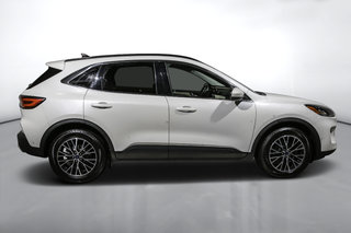 Ford Escape TITANIUM 2.5L Traction 2022