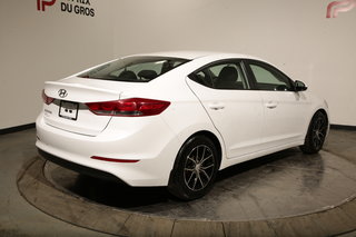 Hyundai Elantra SE 2.0L Traction 2017