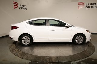 2019 Hyundai Elantra Se 2.0L Traction