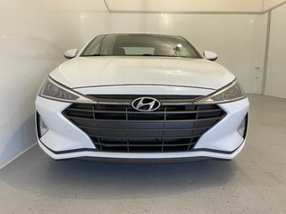 Hyundai Elantra ESSENTIAL SE 2.0L Traction 2020