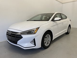 Hyundai Elantra ESSENTIAL SE 2.0L Traction 2020