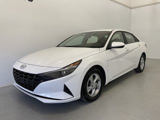 Hyundai Elantra Essential 2.0L Traction 2022