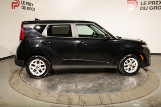 Kia Soul EX 2.0L Traction 2022