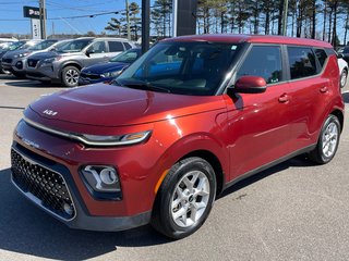2022 Kia Soul EX 2.0L Traction