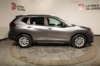 2020 Nissan Rogue S 2.5L Traction