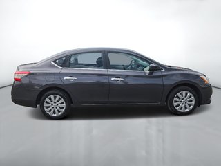 Nissan Sentra S 1.8L Traction 2014