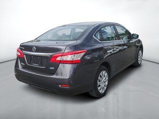 Nissan Sentra S 1.8L Traction 2014