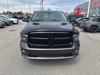 Ram 1500 Classic Express Quad 6 cyl 3.6L 4x4 2023