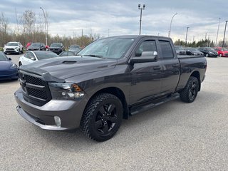 Ram 1500 Classic Express Quad 6 cyl 3.6L 4x4 2023