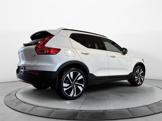 2025 Volvo XC40 B5 ULTRA // AWD // DÉMO 1.99% 2.0L Traction intégrale