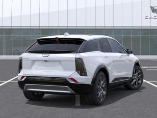 27 Cadillac Optiq Luxury in Montreal, Quebec - 4 - w320h240px