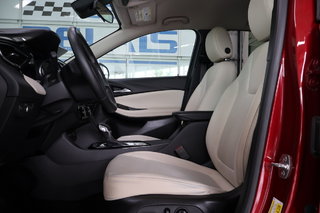 Buick Encore GX Preferred FWD CERTIFIÉ ET INSPECTÉ 2021 à Montréal, Québec - 2 - w320h240px