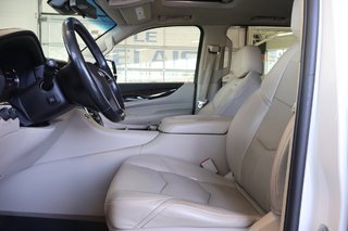 2018 Cadillac Escalade ESV in Montreal, Quebec - 2 - w320h240px
