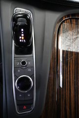 2024 Cadillac Escalade ESV in Montreal, Quebec - 18 - w320h240px