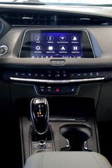 2022 Cadillac XT4 AWD Luxury in Montreal, Quebec - 5 - w320h240px
