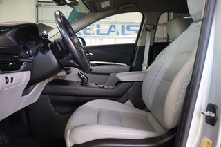 2022 Cadillac XT4 AWD Luxury in Montreal, Quebec - 2 - w320h240px